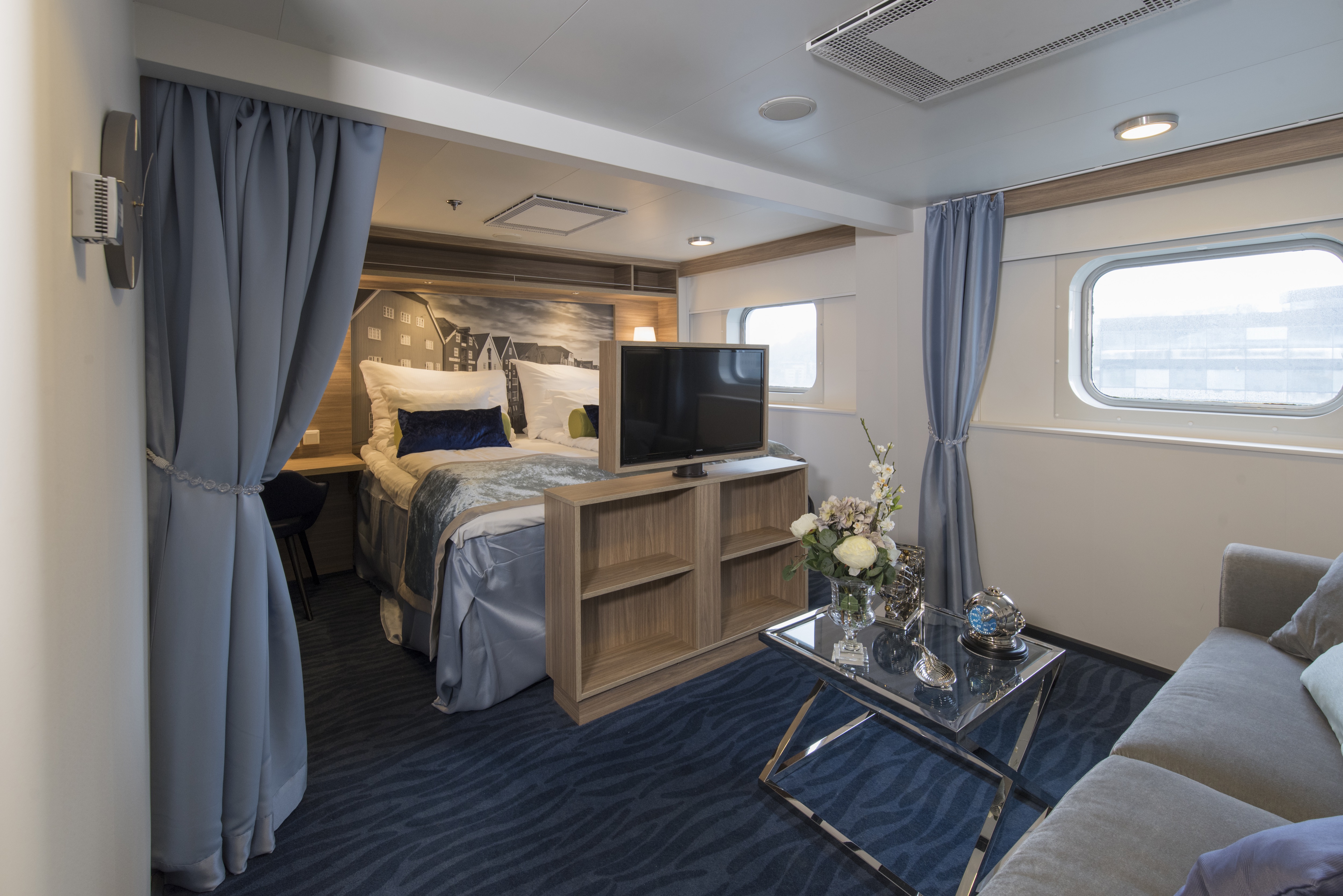 Expedition Suite | Two-bed mini suite on upper deck